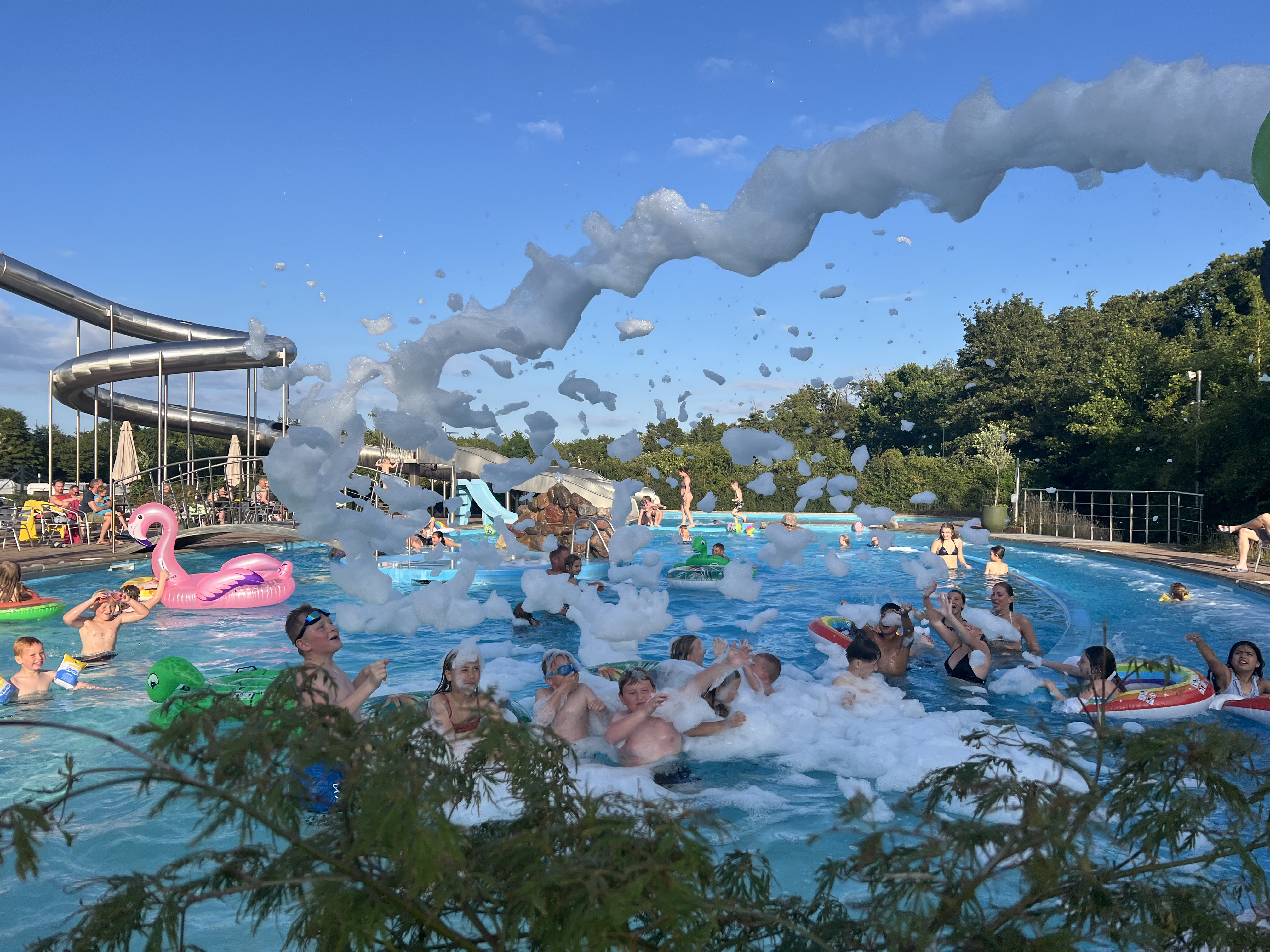 Badeland piger campingtilbud