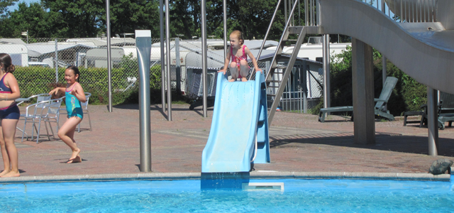 Børnevenlig pool hos DANCAMPS Trelde Næs
